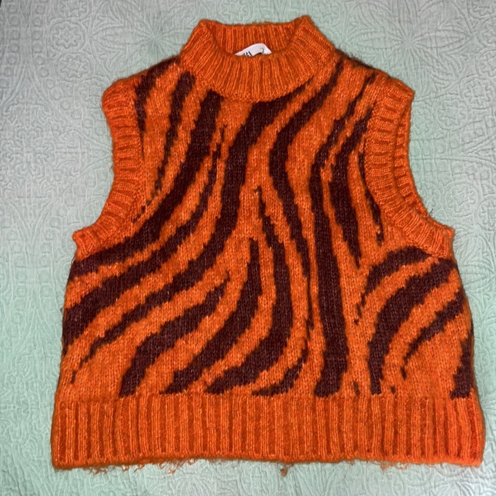 Zara Tiger Sweater Vest